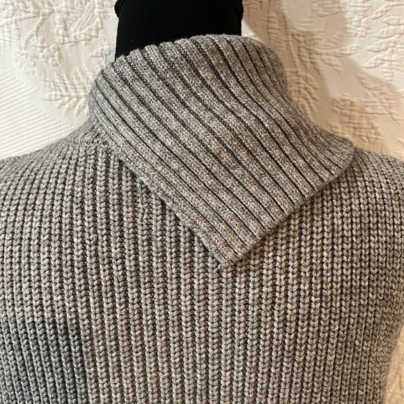 Anthropologie‎ cowl neck vest, size extra small - Picture 10 of 15
